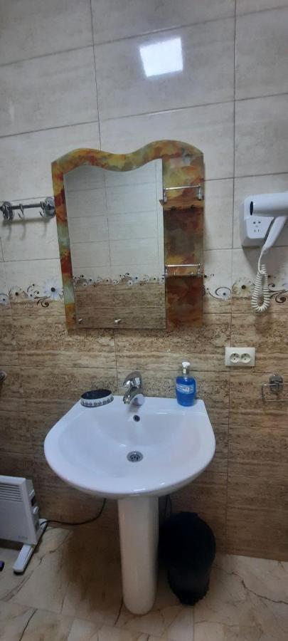 Guesthouse Kurdiani In メスティア エクステリア 写真